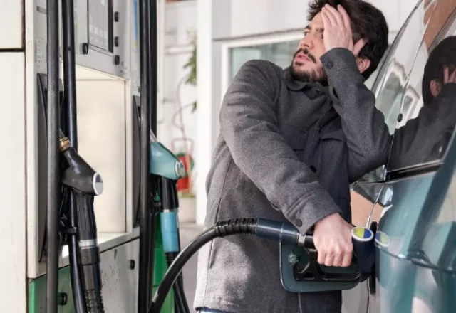 gas-pump3.jpg